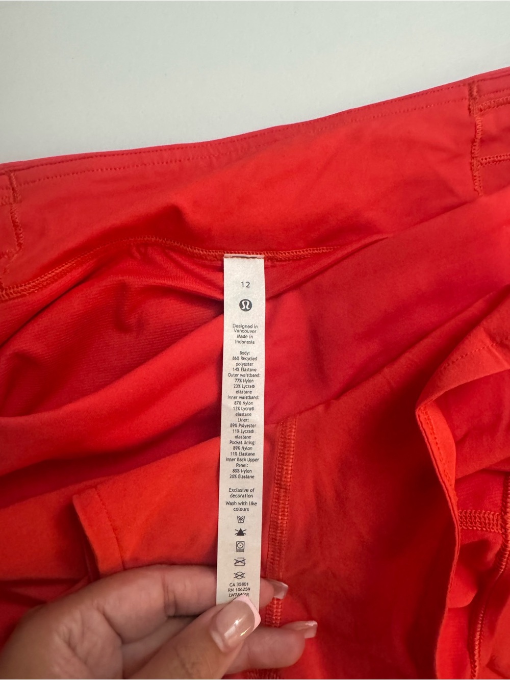 lululemon athletica Red Women’s Athletic Shorts - Picture 6 of 6